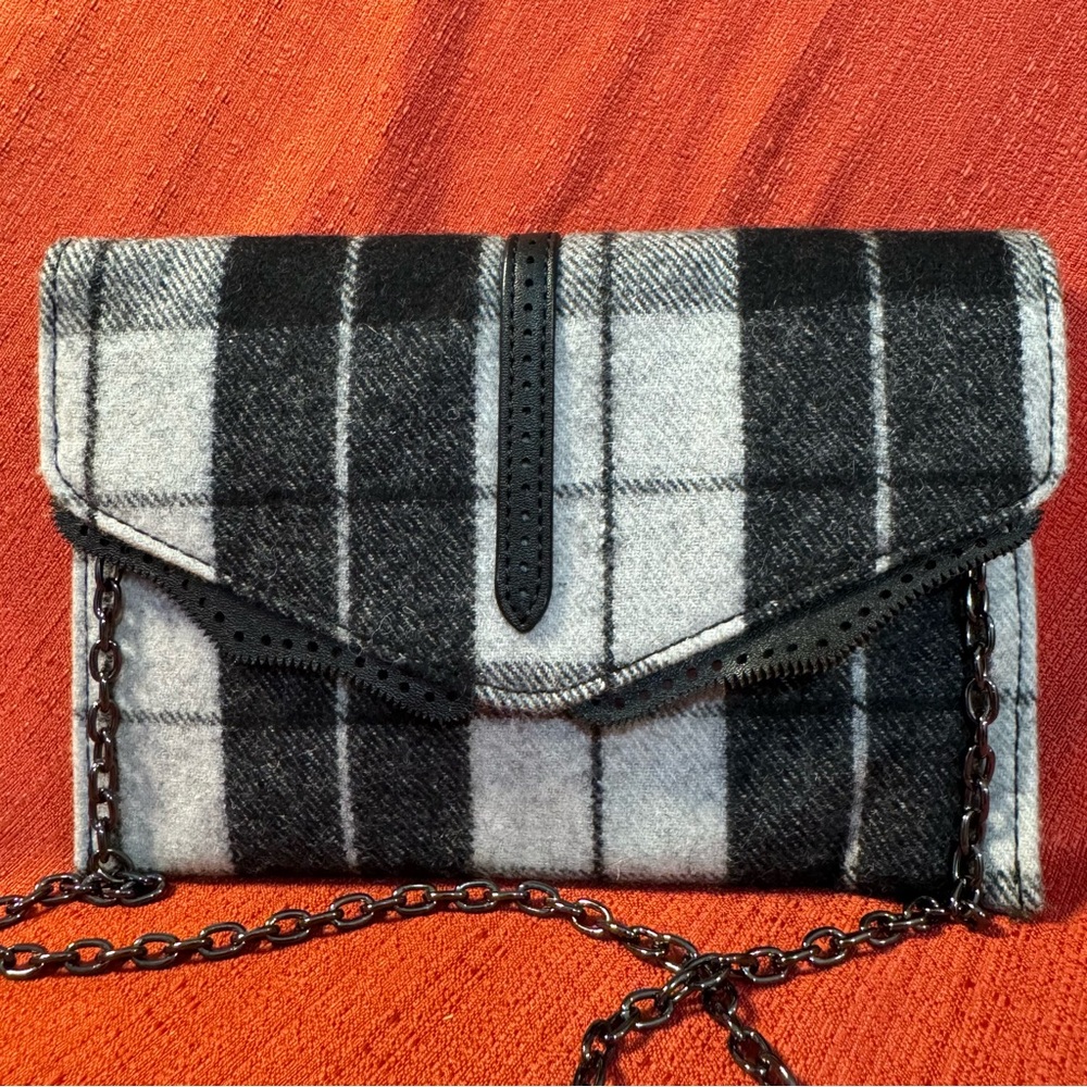 Danielle Nicole Black and Gray Plaid Envelope Clutch with Crossbody Chain, EUC
